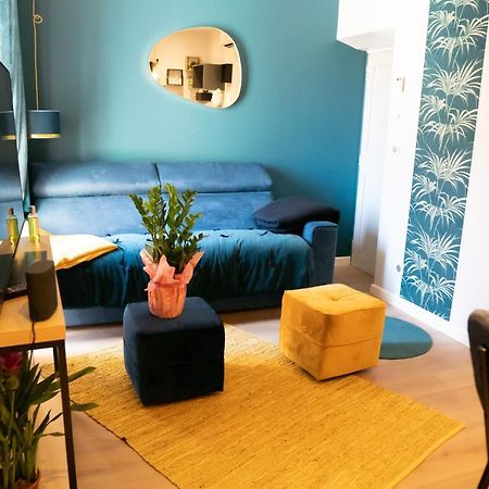 coeur de ville t2, terrasse, clim tt équipe, parking Sanary-sur-Mer Exterior foto